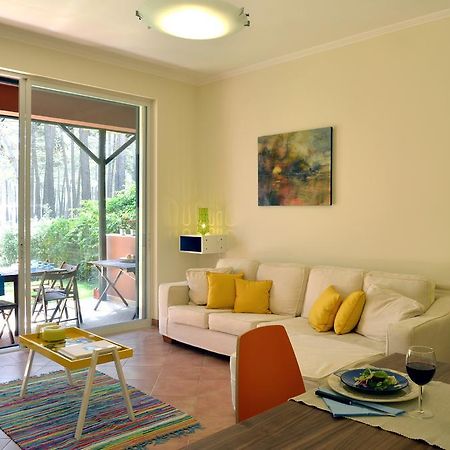 Exciting Beach Villa Charneca  Quarto foto