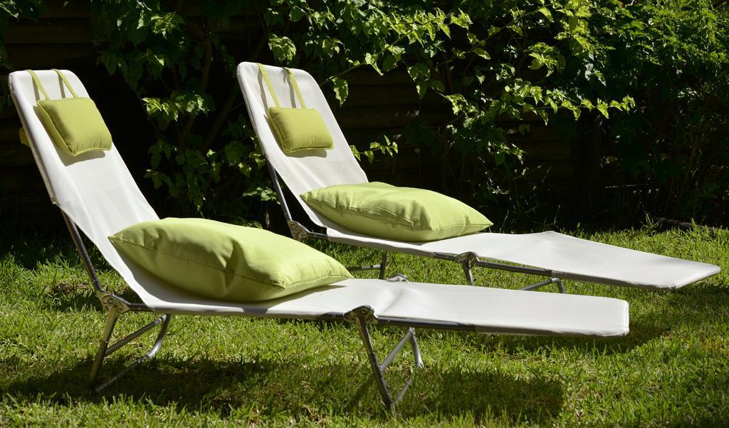 Exciting Beach Villa Charneca  Quarto foto