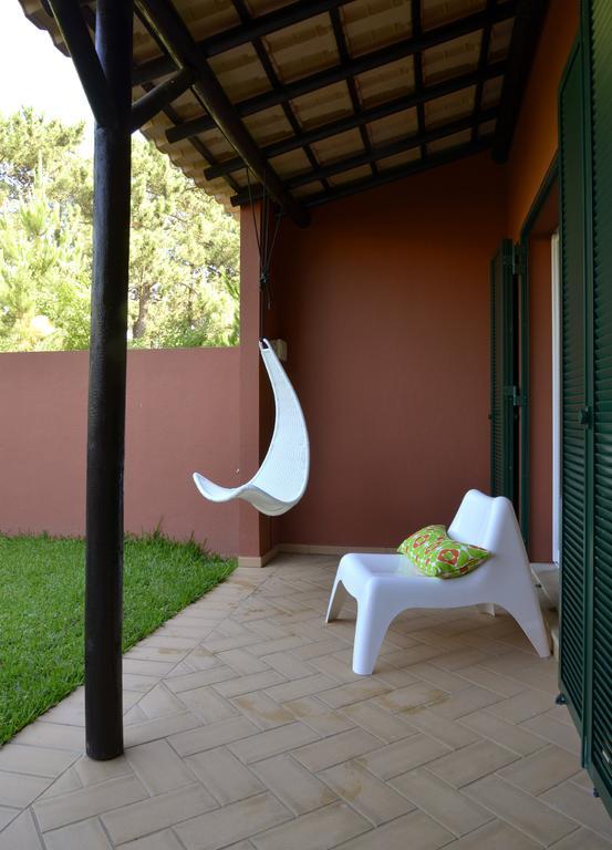 Exciting Beach Villa Charneca  Quarto foto